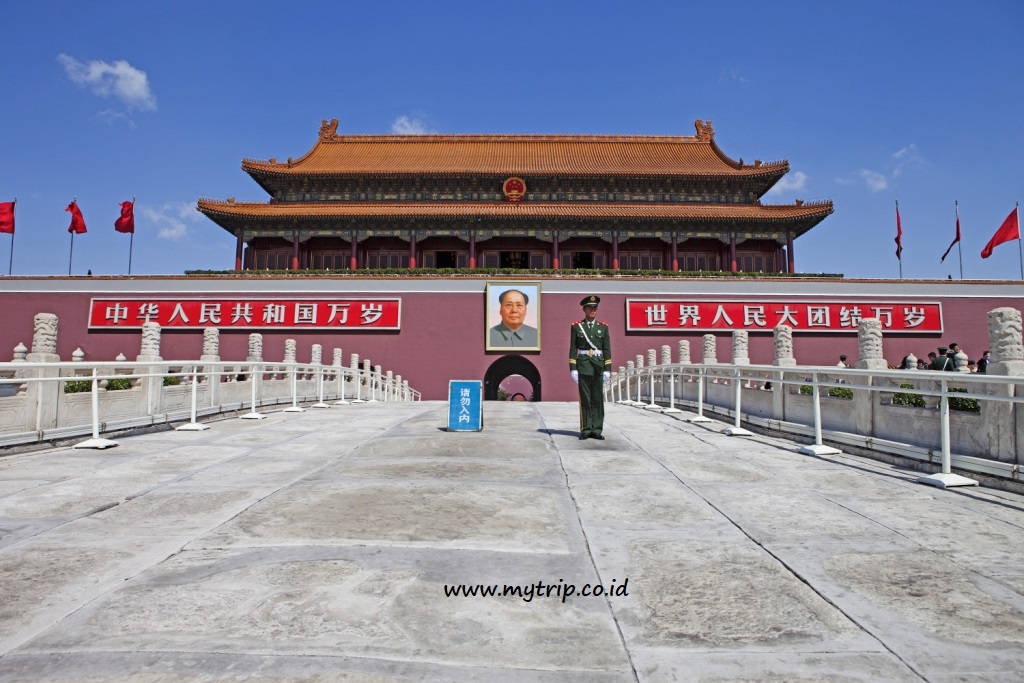 ITINERARY EKSPLOR BEIJING & SHANGHAI 7 HARI