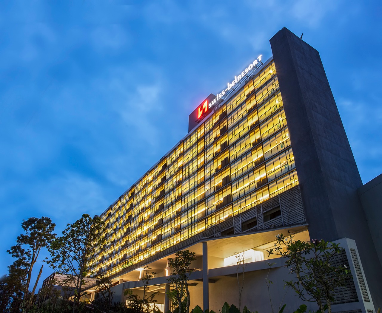 MAKAN BESAR AKHIR PEKAN DI SWISS-BELRESORT DAGO HERITAGE