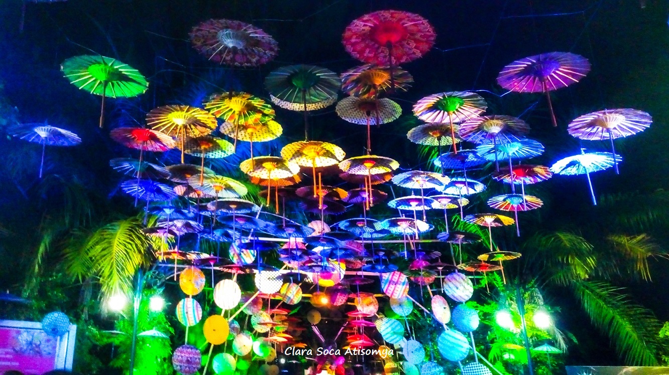 TAHUKAH KAMU, PAYUNG-PAYUNG CANTIK ITU DARI SINI ASALNYA