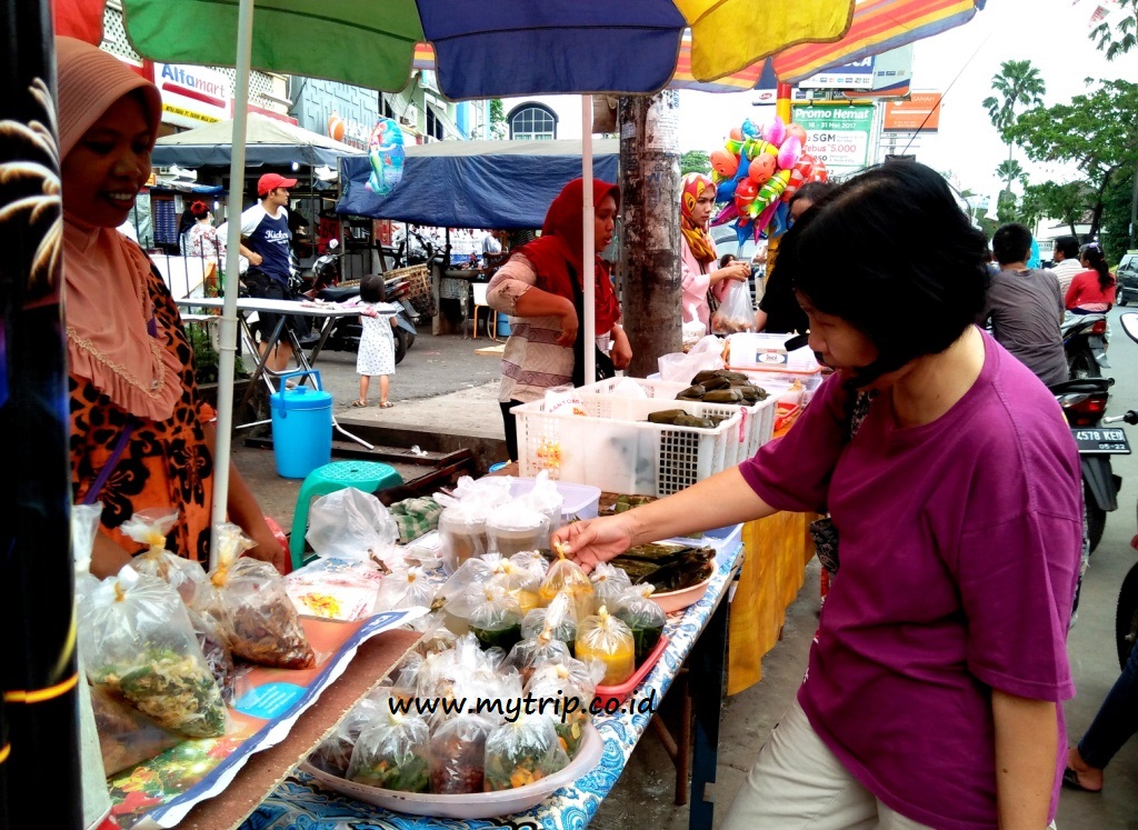 SENTRA NGABUBURIT BARU: PURI GADING PONDOK GEDE