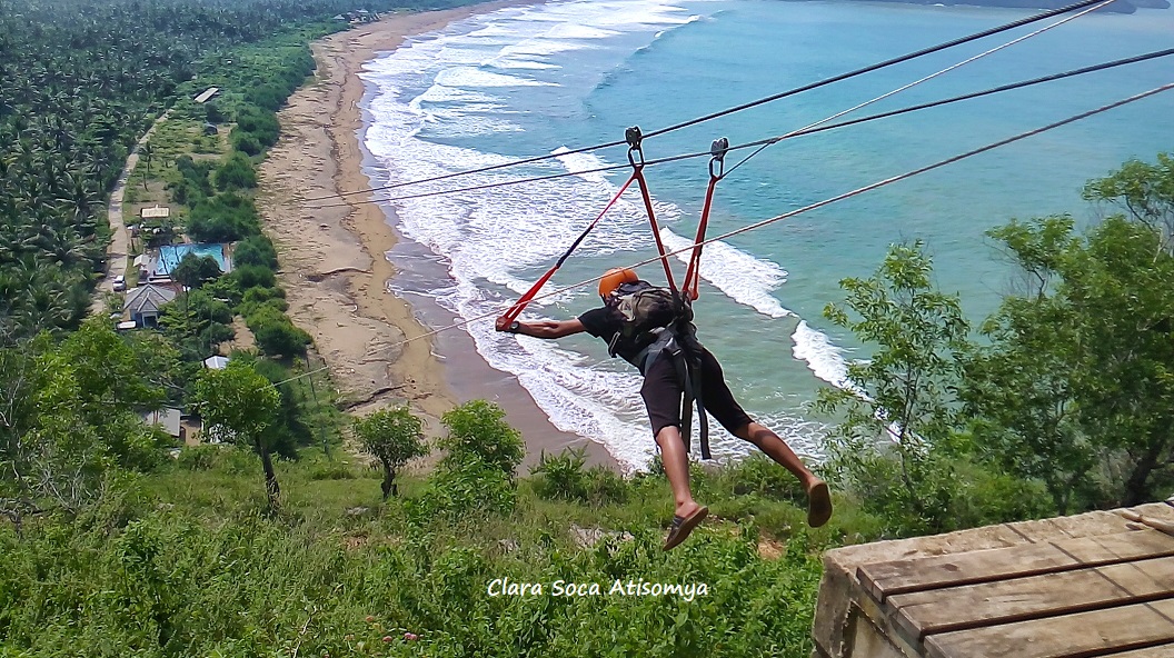 BERANI MENCOBA FLYING FOX DI PANTAI TAMAN PACITAN?