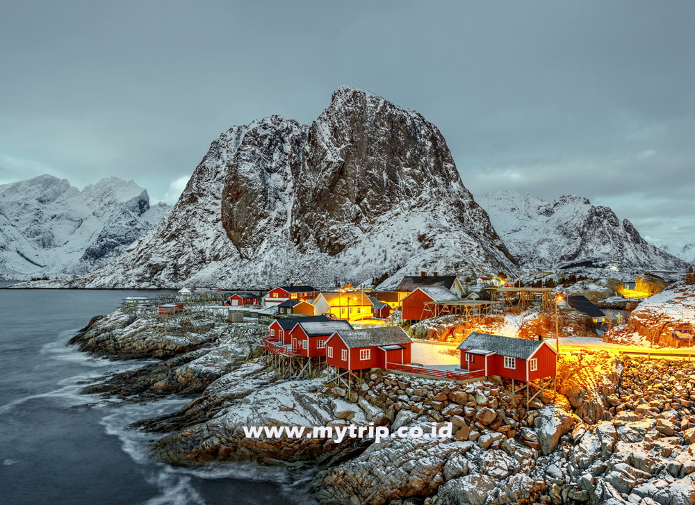 MENYETIR SENDIRI, CARA TERHEMAT BERBURU AURORA DI LOFOTEN NORWEGIA