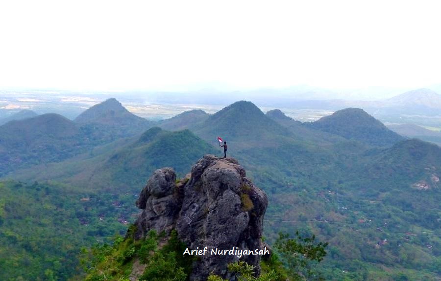 ADA NEGERI DI ATAS AWAN DI BUKIT CUMBRI
