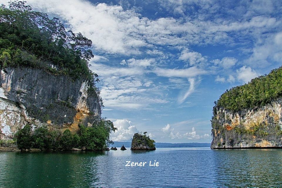30 SPOT DI RAJA AMPAT DAN YANG WAJIB DILAKUKAN DI SANA (Bagian 1)
