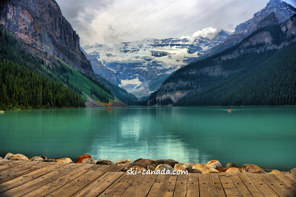‘SURGA’ ITU NYATA ADA DI BANFF NATIONAL PARK