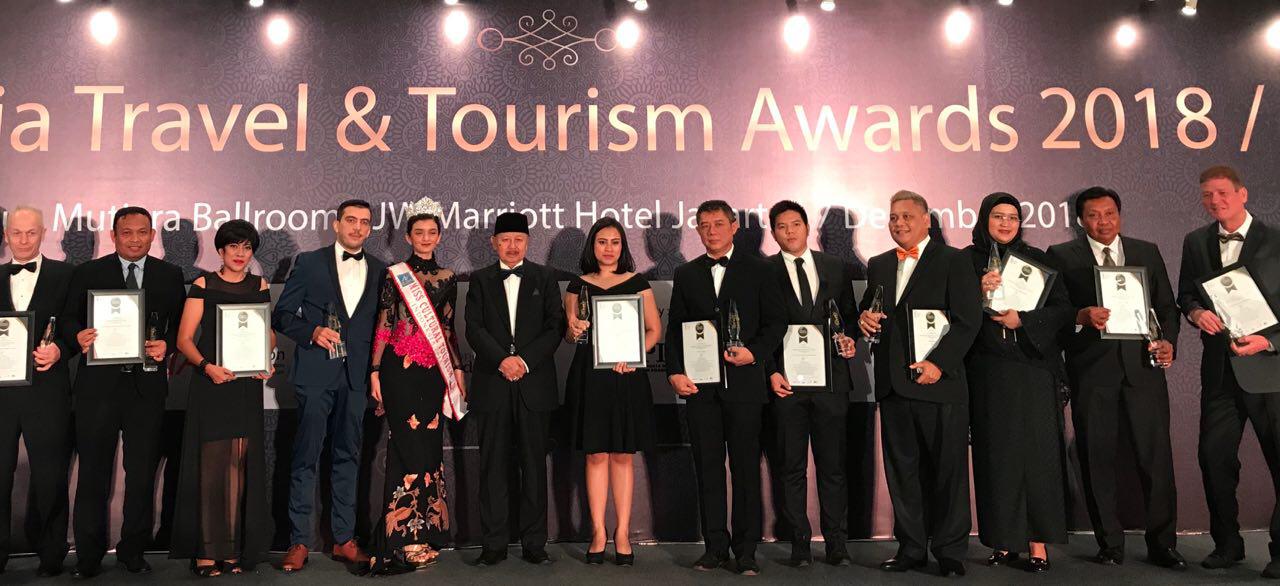 GH UNIVERSAL HOTEL BANDUNG RAIH PENGHARGAAN ITTA AWARD