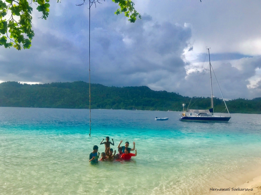 APA SPOT SNORKELING PALING CANTIK DI RAJA AMPAT? PULAU FRIWEN JAWABNYA!