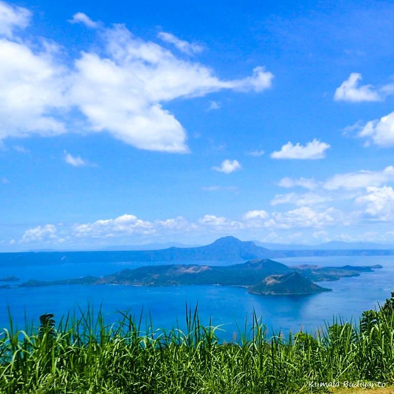 KALAU ORANG JAKARTA BEREKREASI KE PUNCAK, ORANG MANILA KE TAGAYTAY