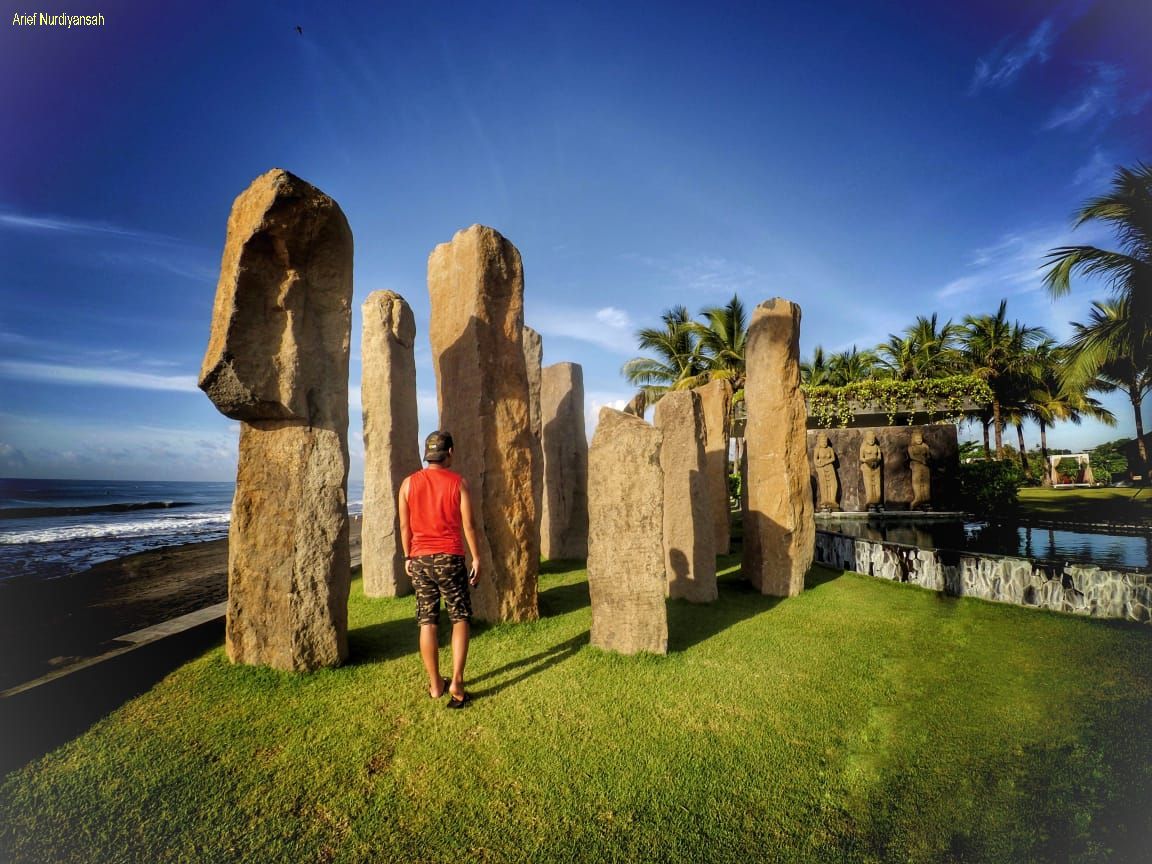 WOW, ADA STONEHENGE KEREN DI GIANYAR LHO!