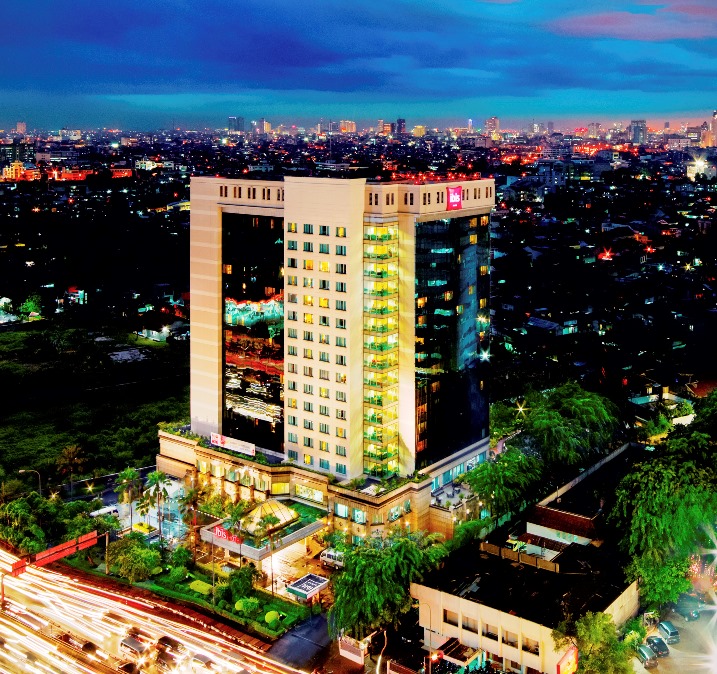 IBIS JAKARTA SLIPI RAYAKAN 25 TAHUN