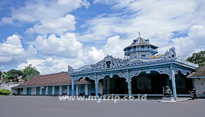 ITINERARY LIBURAN KE SOLO 3 HARI
