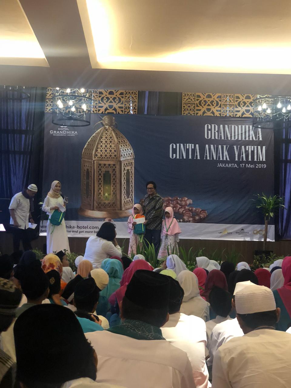 HOTEL GRANDHIKA INDONESIA AJAK ANAK YATIM BUKA PUASA BERSAMA
