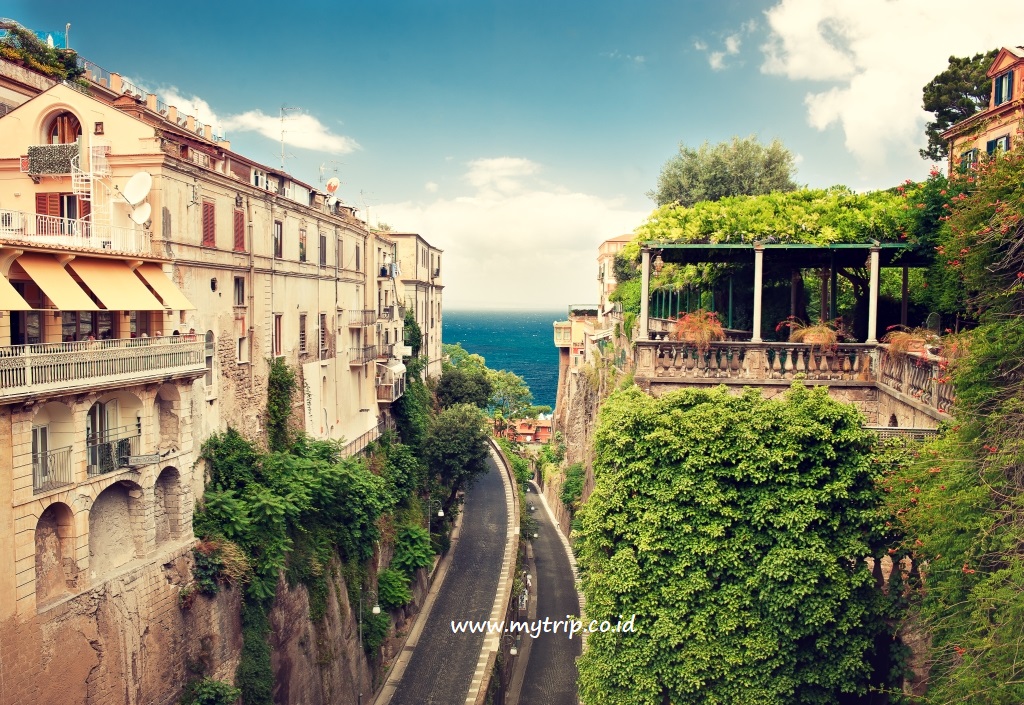ITINERARY KELILING ITALIA SELATAN 10 HARI (Bagian 2-Tamat)