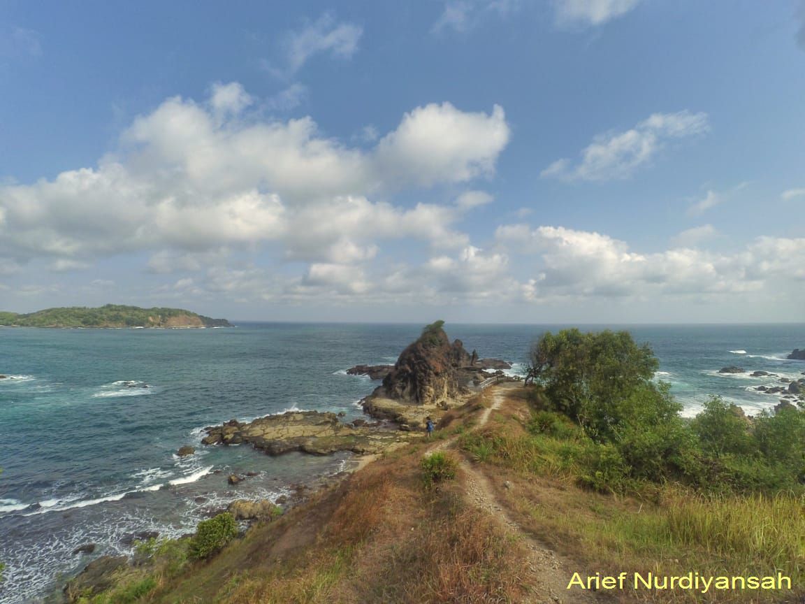 KALAU JEMBER PUNYA PAPUMA, GUNUNGKIDUL PUNYA WATU LUMBUNG