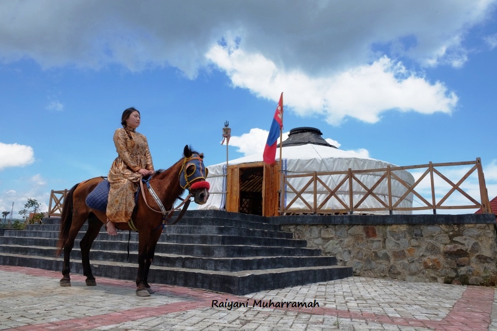 ADA MONGOLIA DI TANJUNG LESUNG?