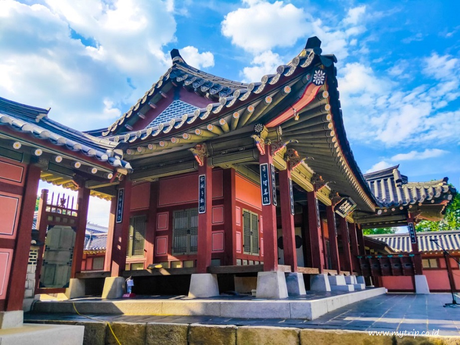 BERNOSTALGIA DI HWASEONG HAENGGUNG PALACE, TEMPAT SYUTING DAE JANG GEUM