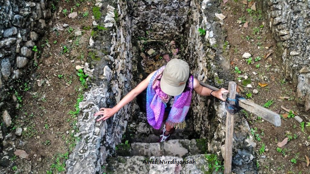 BUKAN CUMA CAPPADOCIA YANG PUNYA UNDERGROUND HOUSE, NUSA LEMBONGAN JUGA
