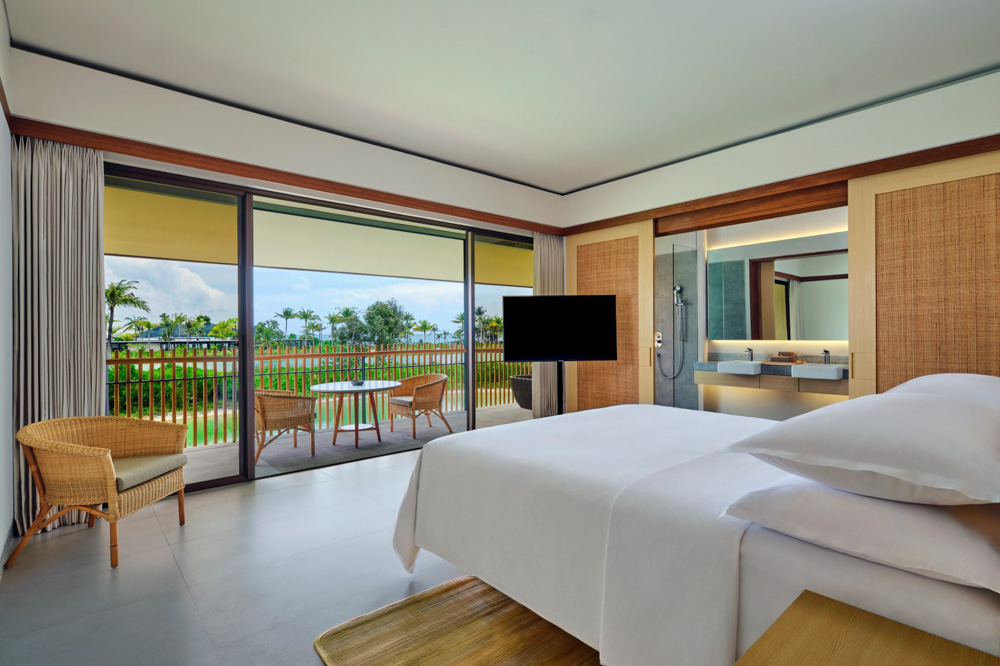SHERATON BUKA RESOR TEPI PANTAI BARU DI BELITUNG
