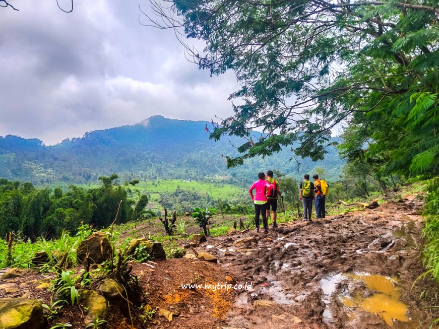 INI DIA RUTE TREKKING DI SENTUL YANG BUKAN KALENG-KALENG