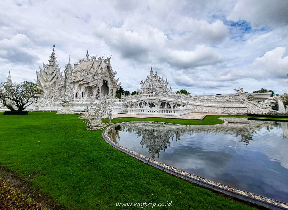 White Temple di Chiang Rai