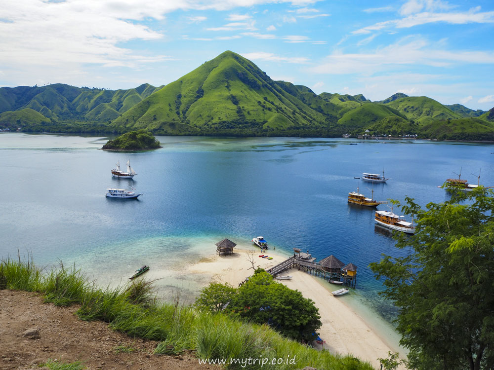 PULAU KELOR DISEGEL KPK TAPI TETAP BISA DINIKMATI WISATAWAN