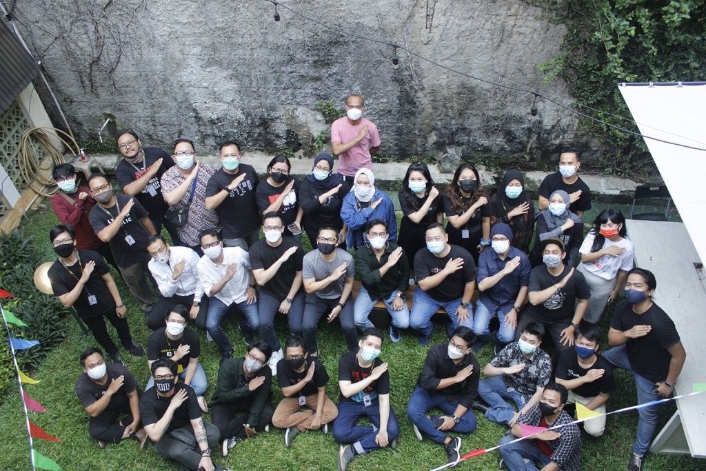 YOUNG ON TOP TERUS DUKUNG ANAK MUDA BERANI MAJU