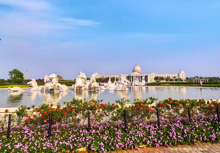 PANDUAN MENGEKSPLOR CHIMEI MUSEUM DI TAIWAN