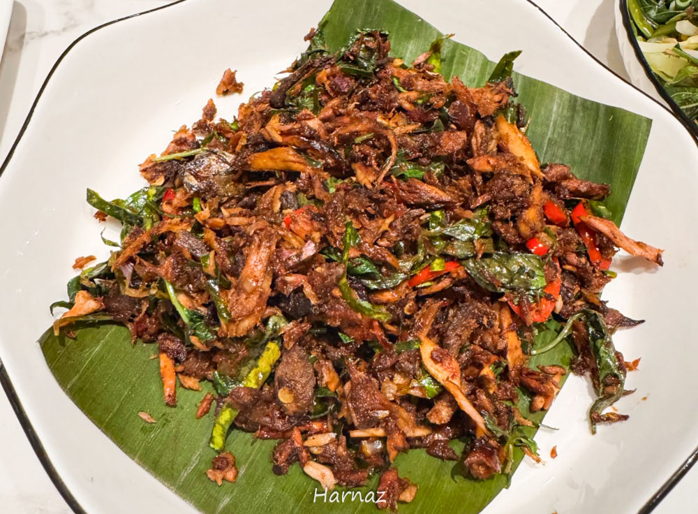 PAON IKAN, PENGALAMAN WISATA INDONESIA TIMUR TANPA PESAWAT TERBANG!
