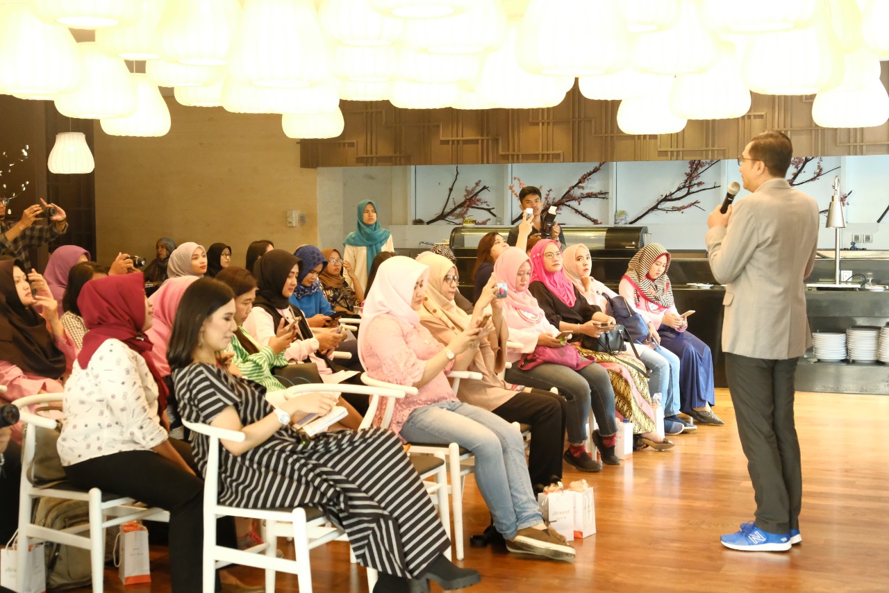 ASTON PRIORITY SIMATUPANG HOTEL & CONFERENCE CENTER GELAR TALKSHOW ANTI HOAX