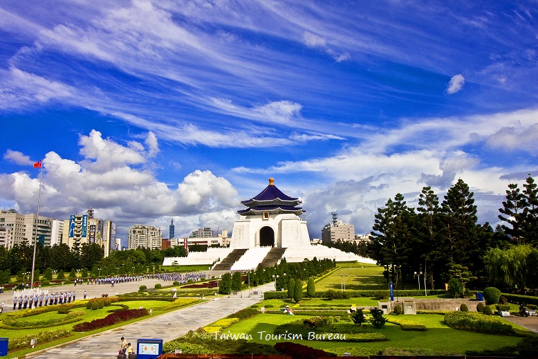 INI DIA CARA ‘KELILING’ TAIWAN HANYA DENGAN RP245.000
