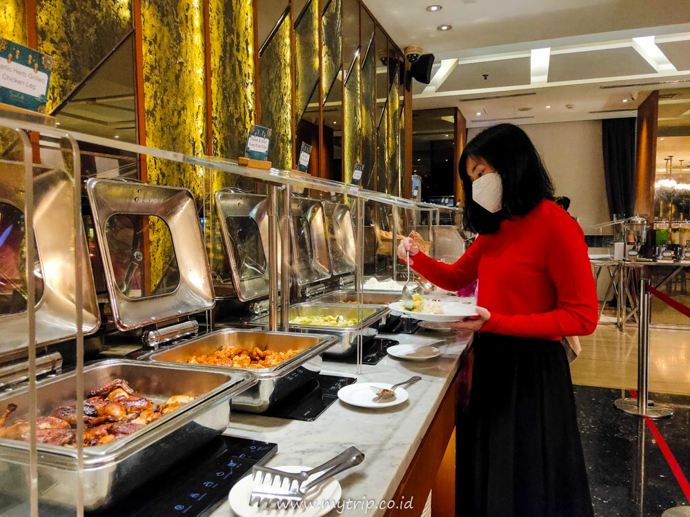 STAYCATION DI SWISS-BELHOTEL PONDOK INDAH JAKARTA, PROKES KETAT, MAKAN ENAK PLUS OLAHRAGA