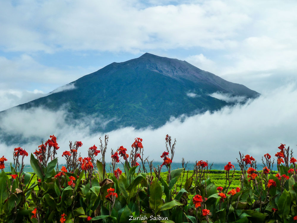 PANDUAN CERDAS EKSPLOR TAMAN NASIONAL KERINCI SEBLAT