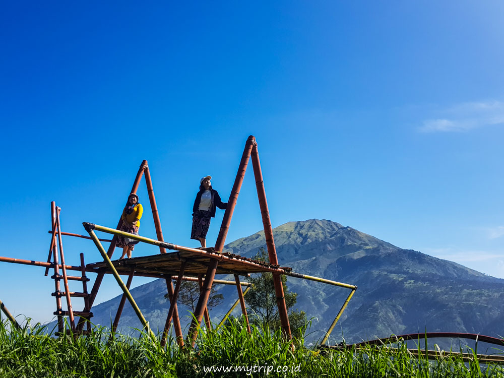 OEMAH BAMBOO MERAPI SUDAH TAK TERURUS, KINI ADA JURANG ANJANG DI NEW SELO