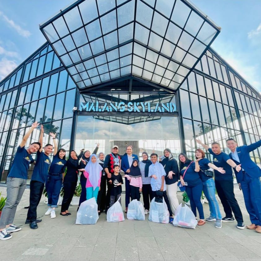 GRAND MERCURE MALANG MIRAMA AJAK MALANG SKYLAND BERBAGI KASIH DENGAN PROGRAM ANAK ASUH