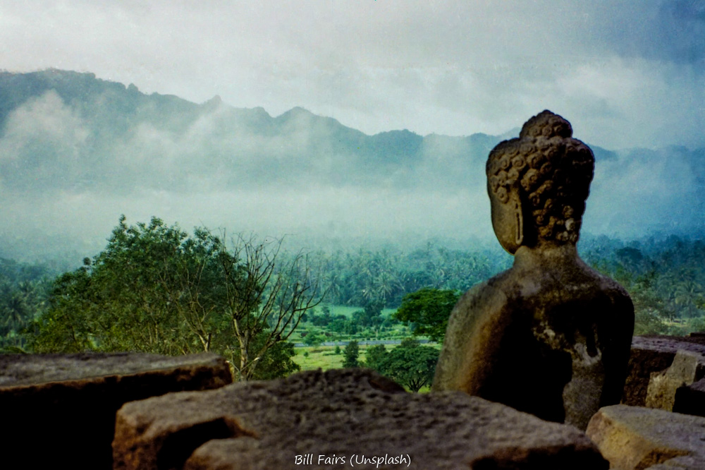 BELAJAR DARI CANDI BOROBUDUR, AKTOR MORGAN OEY MERASA HIDUPNYA LEBIH LENGKAP