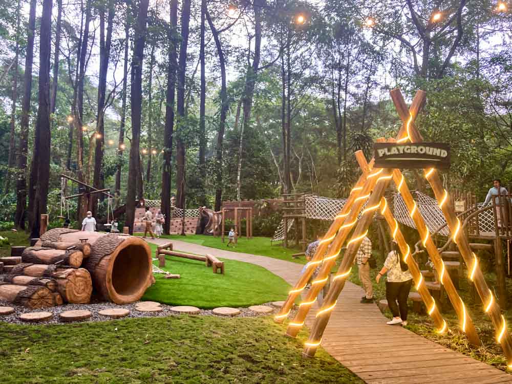 ENCHANTING FOREST THE GRAND TAMAN SAFARI PRIGEN, DESTINASI FAVORIT BARU PILIHAN KELUARGA DI JAWA TIMUR