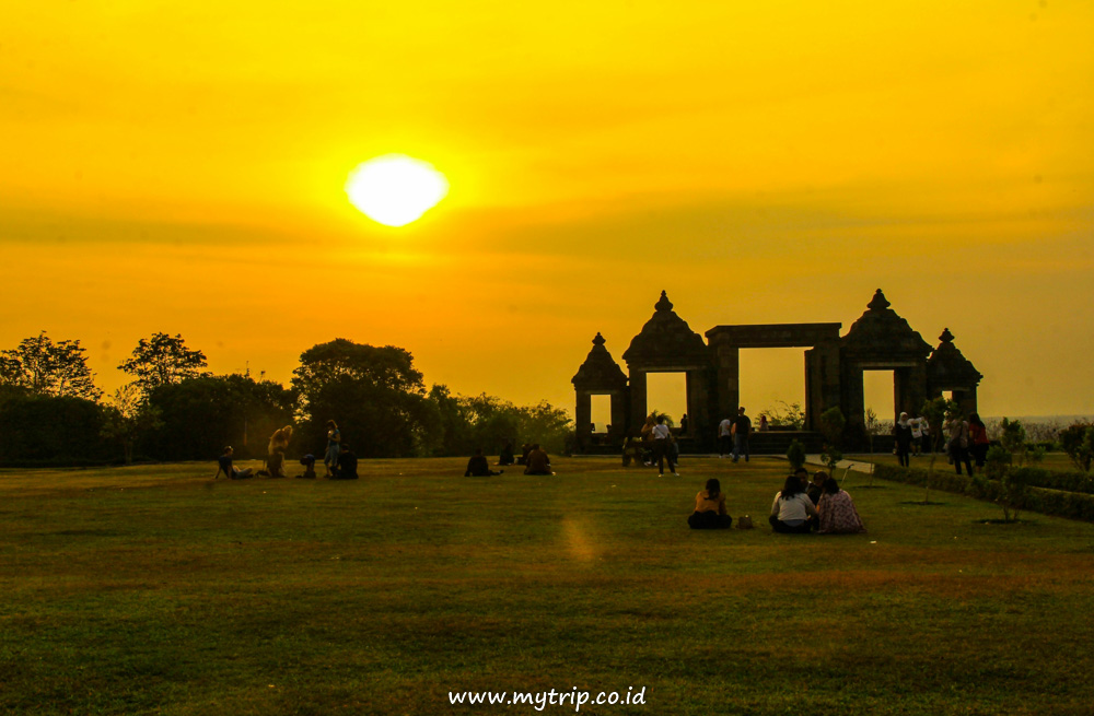 10 TOURIST ATTRACTIONS IN YOGYAKARTA (Bagian 1)