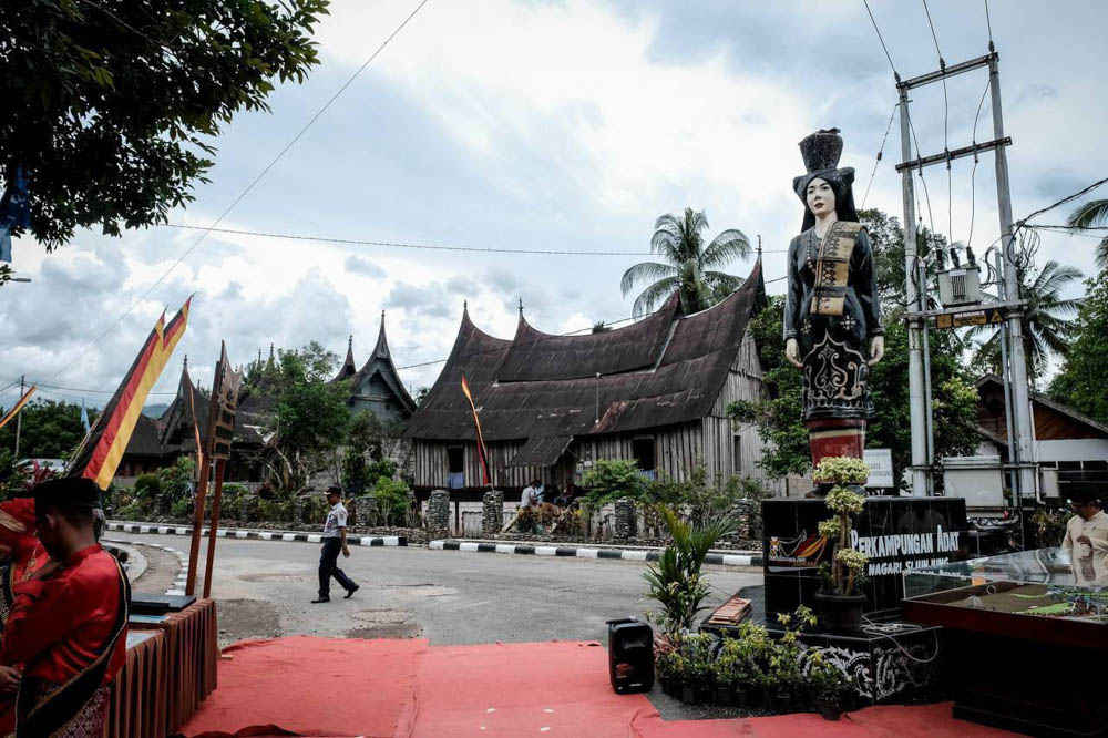 MENPAR WIDIYANTI APRESIASI DESA WISATA YANG MERAIH PENGHARGAAN DI ASEAN TOURISM AWARD 2025