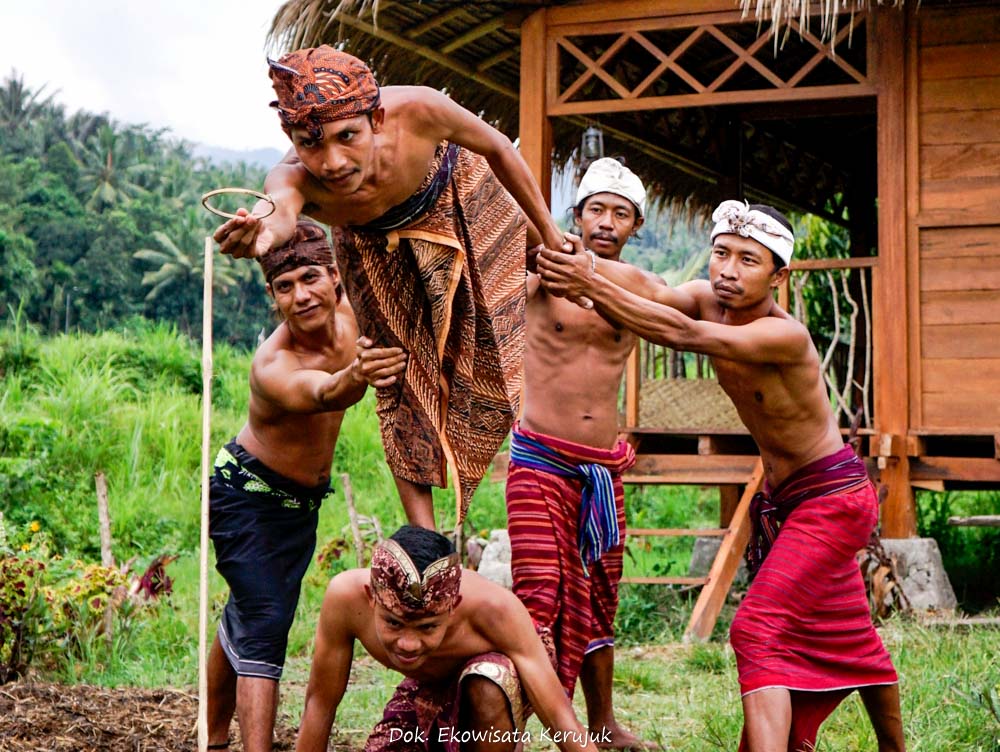 KAMPUNG EKOWISATA KERUJUK DI LOMBOK UTARA, CONTOH NYATA KREATIVITAS WARGA