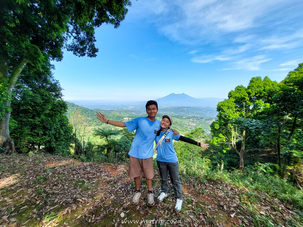 GUNUNG CIUNG, ALTERNATIF MENDAKI GUNUNG DI SEKITAR JAKARTA DENGAN BONUS CURUG PANYANTELAN