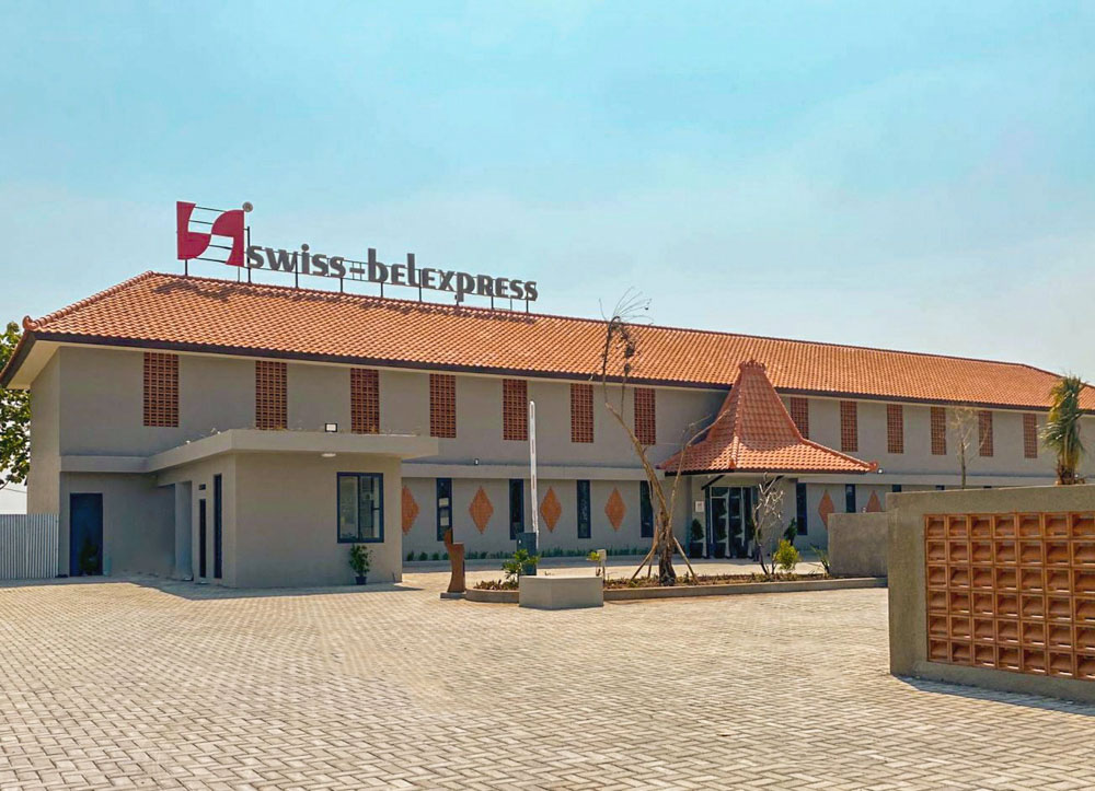 BARU DIRESMIKAN: SWISS-BELEXPRESS REST AREA KM 166 CIPALI
