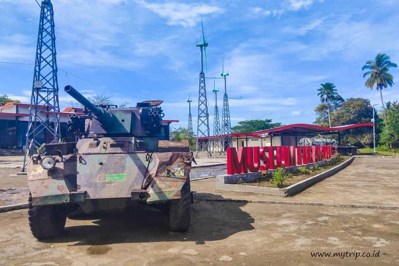 MOROTAI, ANTARA PANTAI PASIR PUTIH DAN JEJAK PERANG DUNIA KEDUA