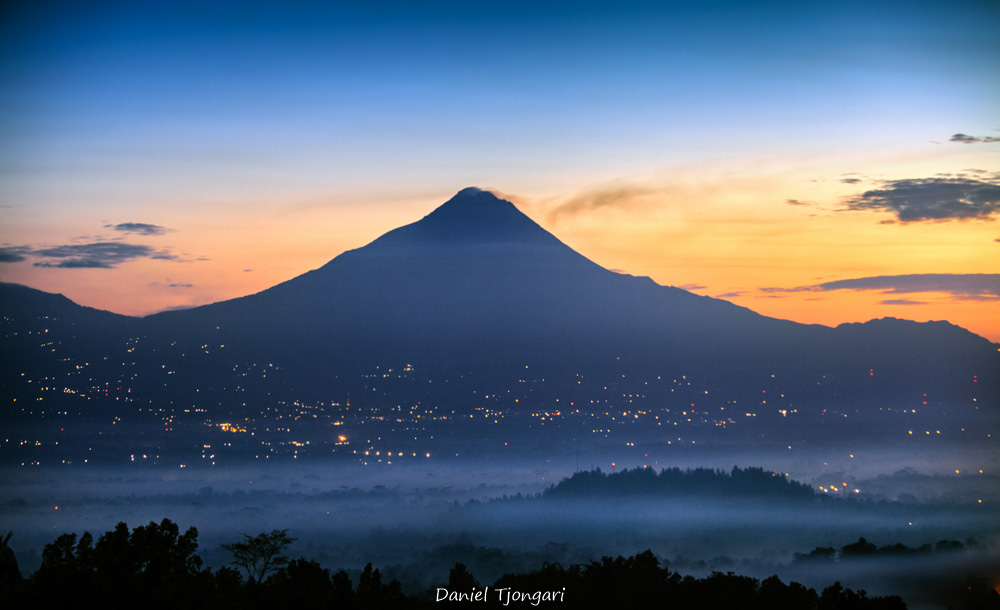 PANDUAN CERDAS EKSPLOR TAMAN NASIONAL GUNUNG MERAPI