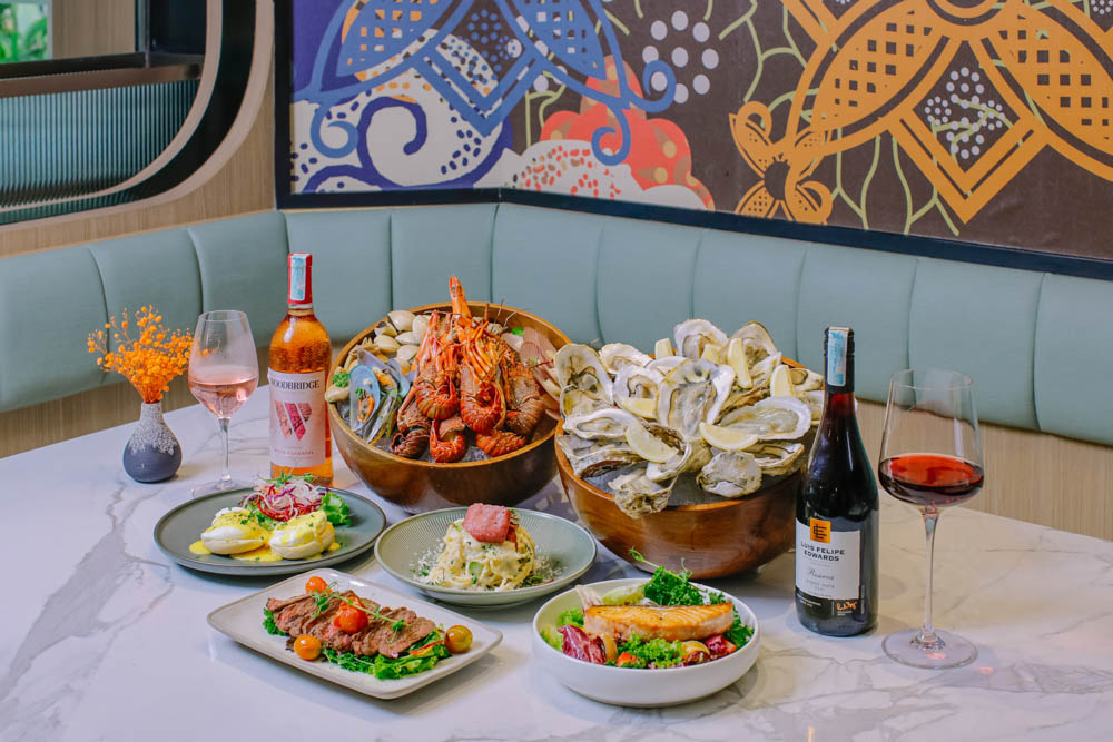 SHERATON JAKARTA SOEKARNO HATTA AIRPORT: CELEBRATE THE MAGIC OF THE HOLIDAY SEASON WITH FESTIVE DINING AND EXCLUSIVE HAMPERS