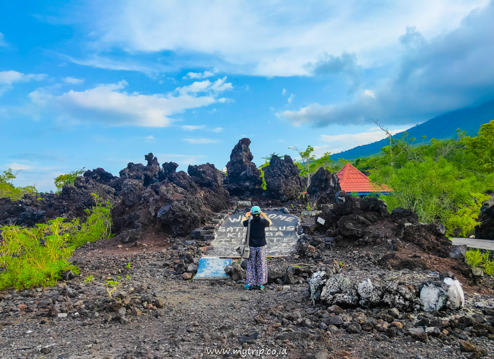MENYAKSIKAN GAGAHNYA GUNUNG GAMALAMA SEKALIGUS TEBING LAUT DI BATU ANGUS TERNATE