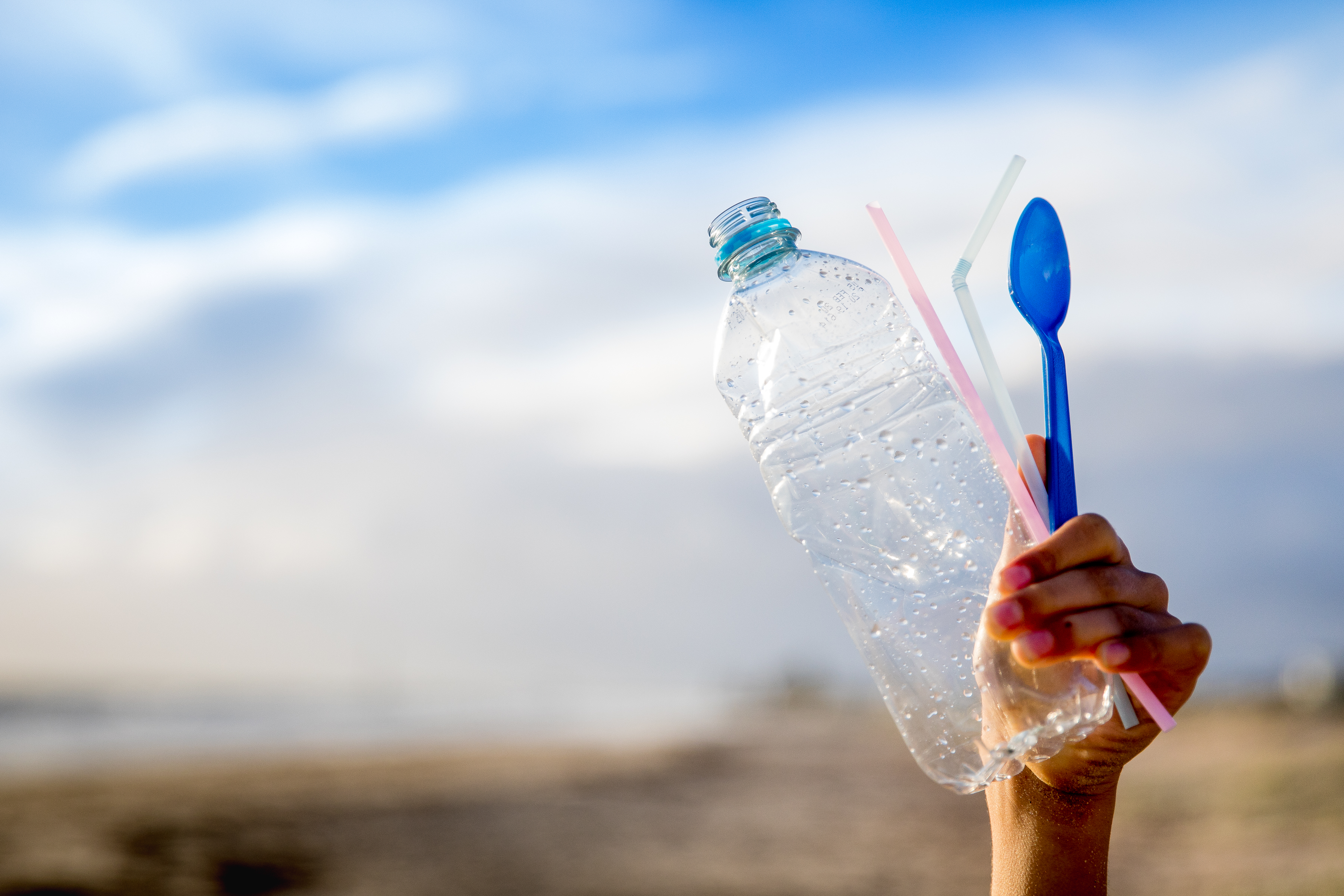 KOMITMEN ACCOR UNTUK MENGHAPUS PLASTIK SEKALI PAKAI