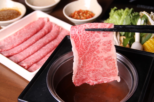 PER 25 MARET, MARI MENIKMATI DAGING SAPI WAGYU ASLI JEPANG