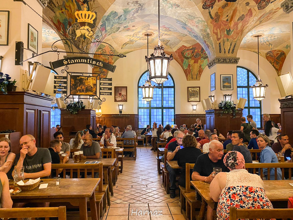 HOFBRÄUHAUS MUNICH, WARUNG LEJEN ALA BAVARIA