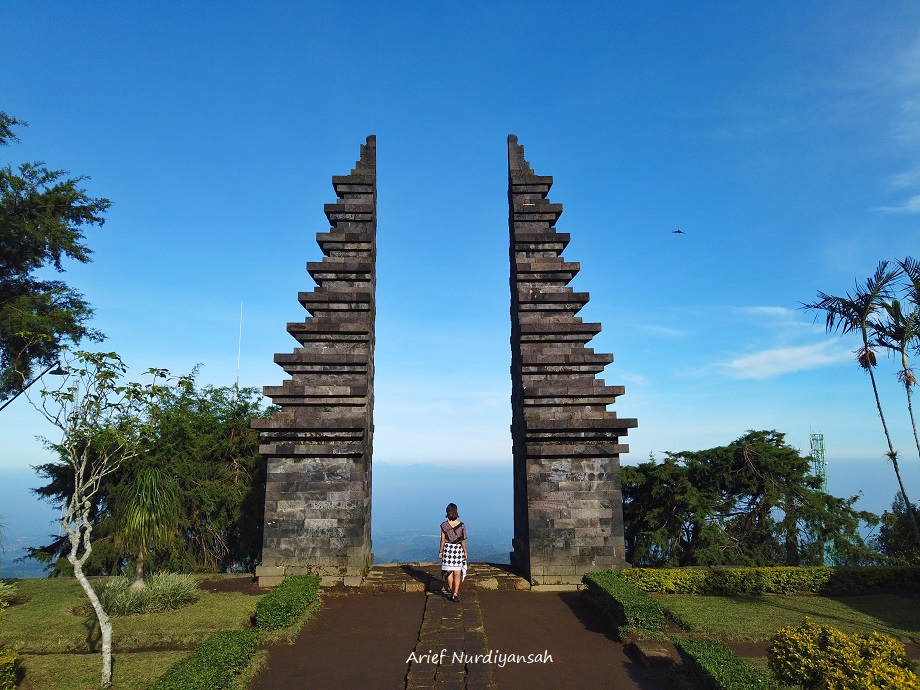 7 OBJEK MENARIK DI KARANGANYAR SOLO. YANG No.7 BIKIN BETAH