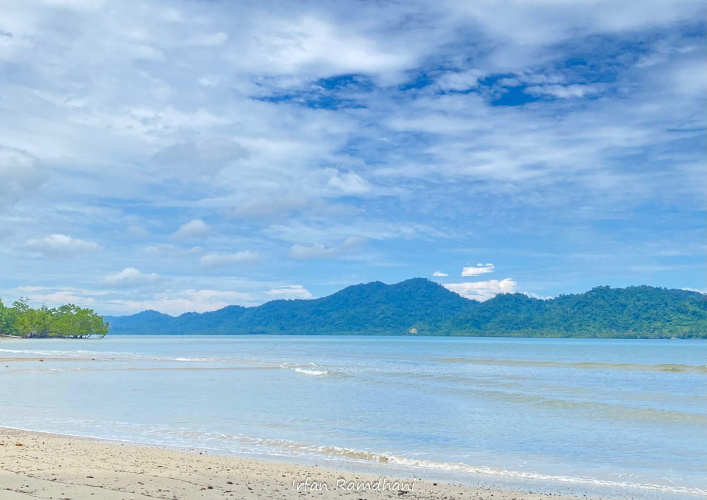 MALAUMKARTA, DESTINASI WISATA ALAM PILIHAN BAGI YANG EXTEND DI SORONG